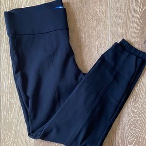 Black old navy leggings size L